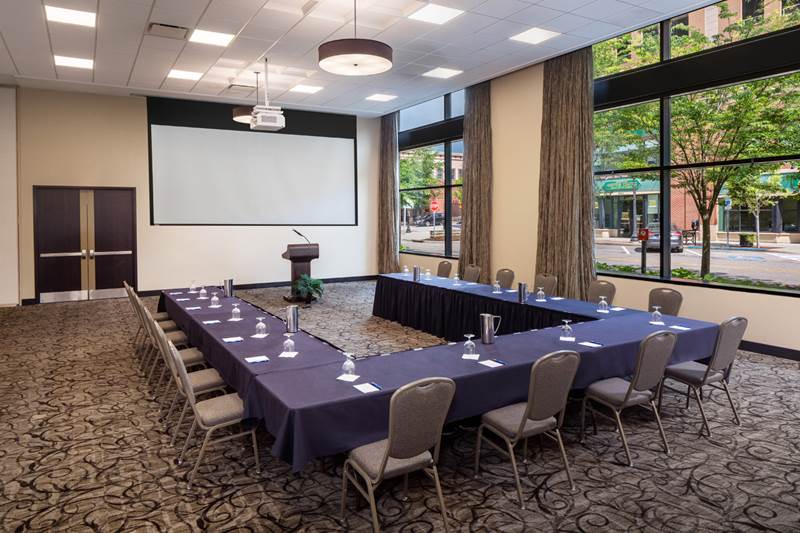 kent state university hotel and conference center meeting space